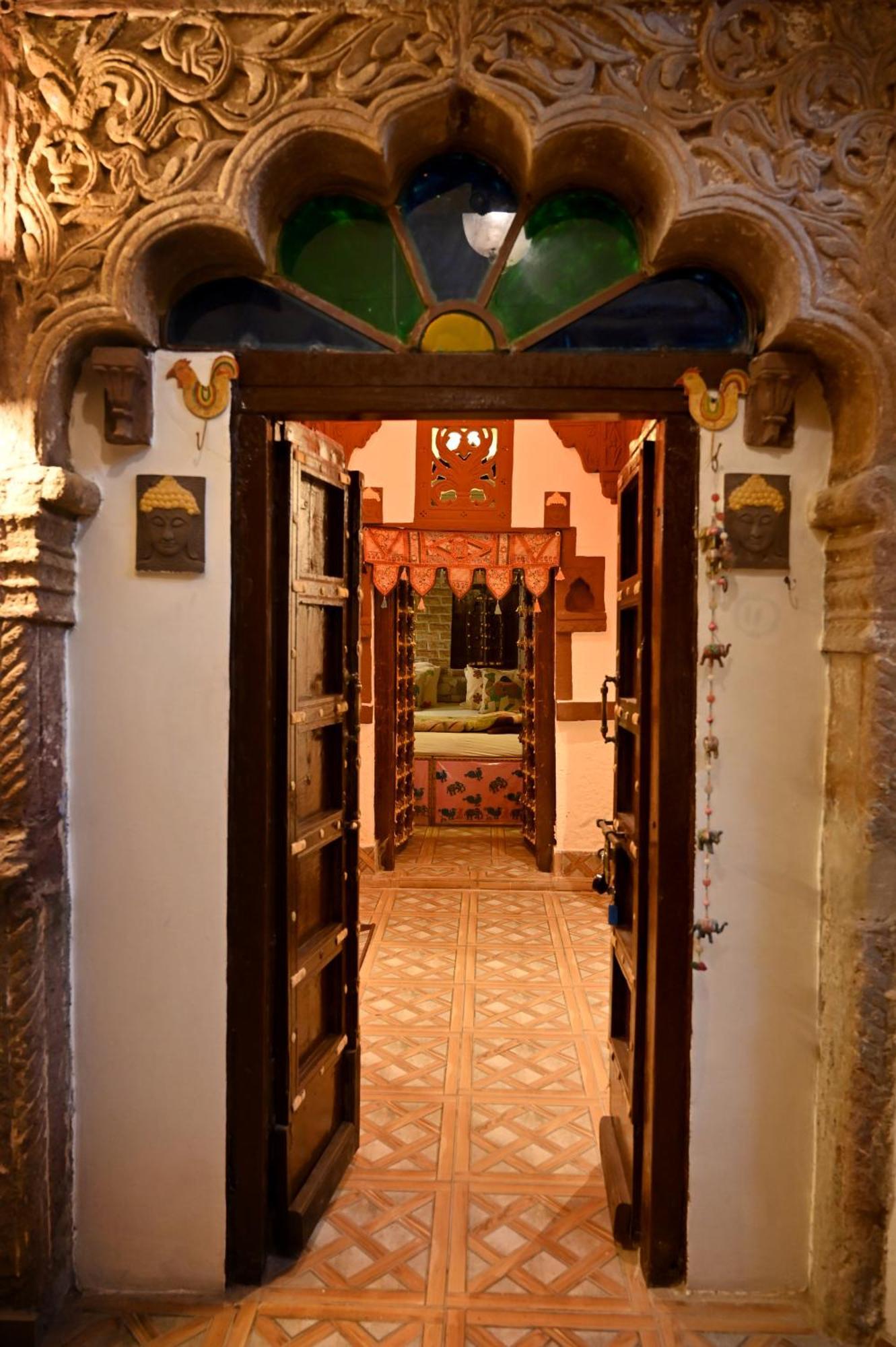 Castle View Haveli Hotel จ๊อดปูร์ ภายนอก รูปภาพ