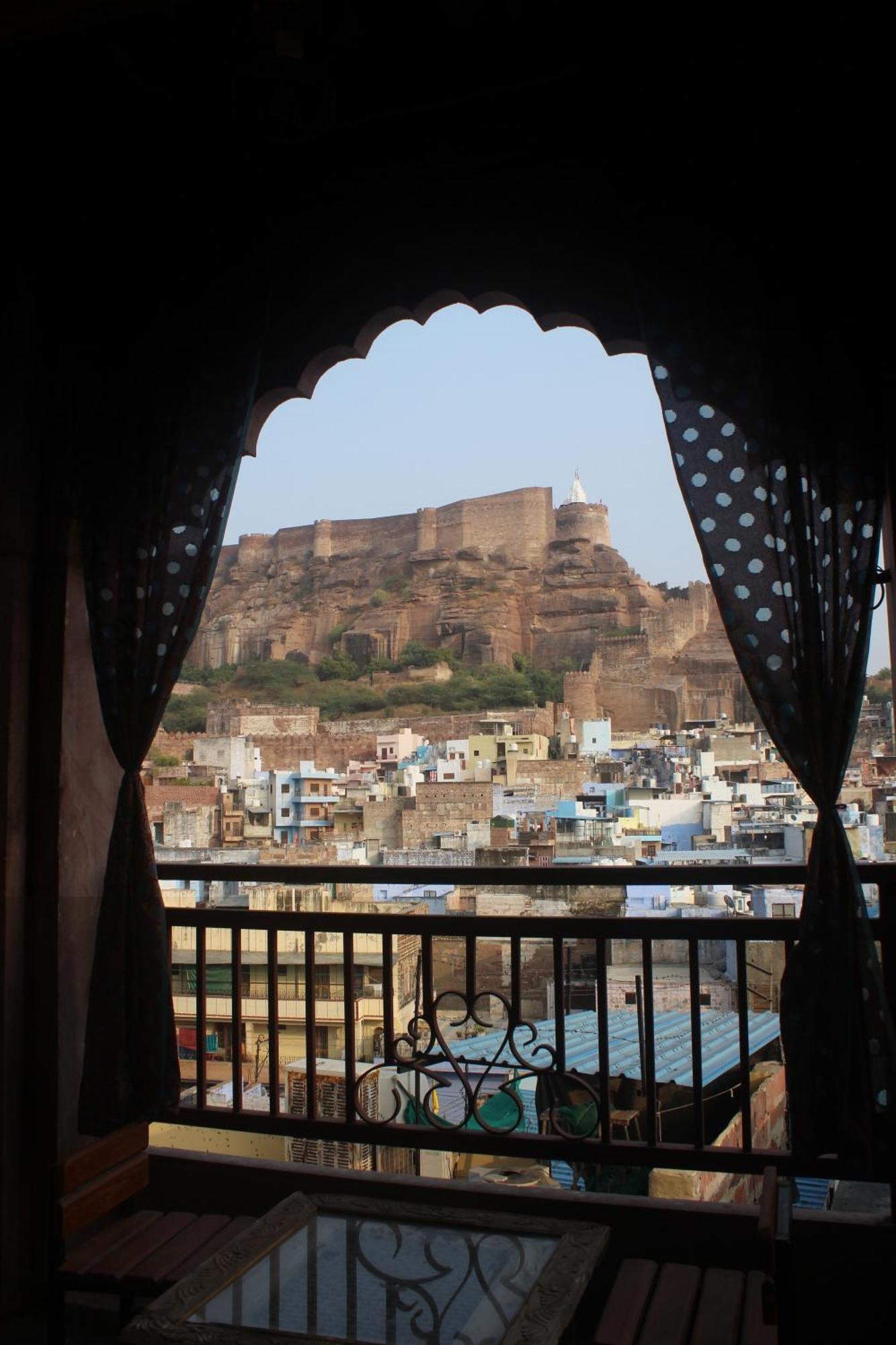 Castle View Haveli Hotel จ๊อดปูร์ ภายนอก รูปภาพ