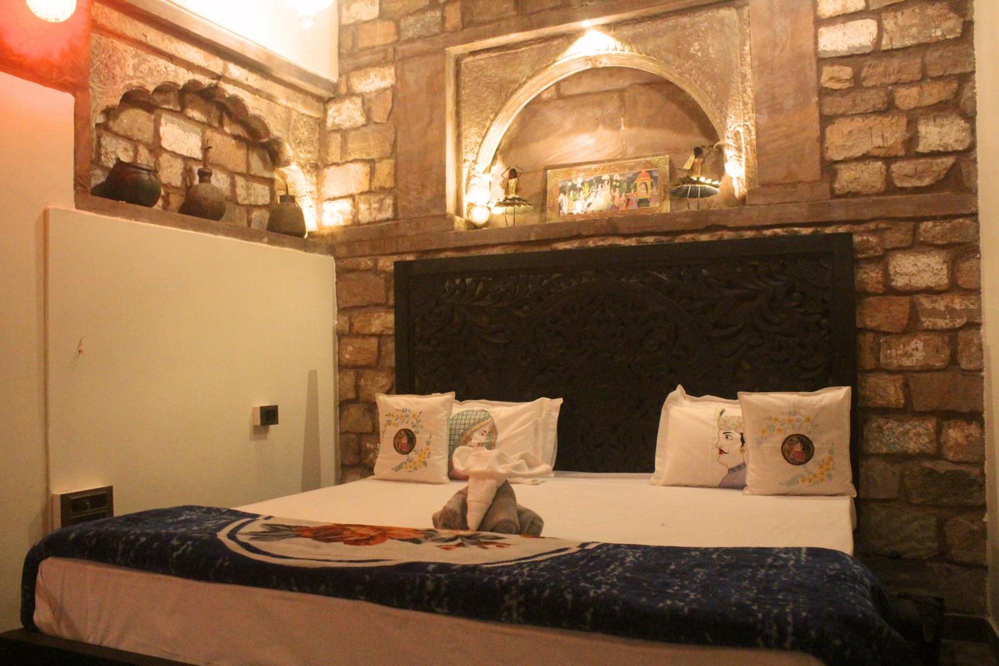 Castle View Haveli Hotel จ๊อดปูร์ ภายนอก รูปภาพ