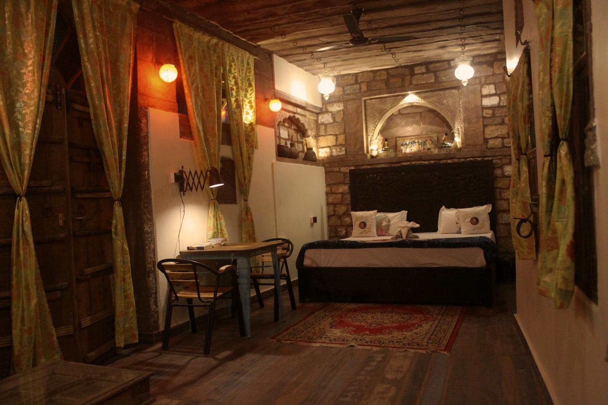 Castle View Haveli Hotel จ๊อดปูร์ ภายนอก รูปภาพ