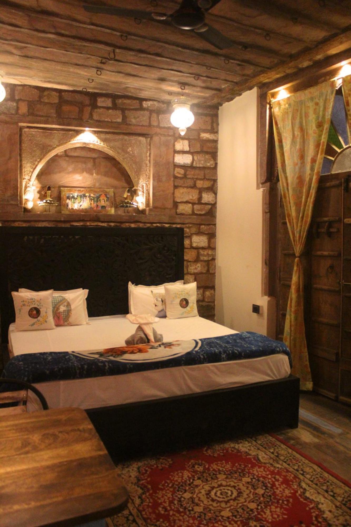 Castle View Haveli Hotel จ๊อดปูร์ ภายนอก รูปภาพ