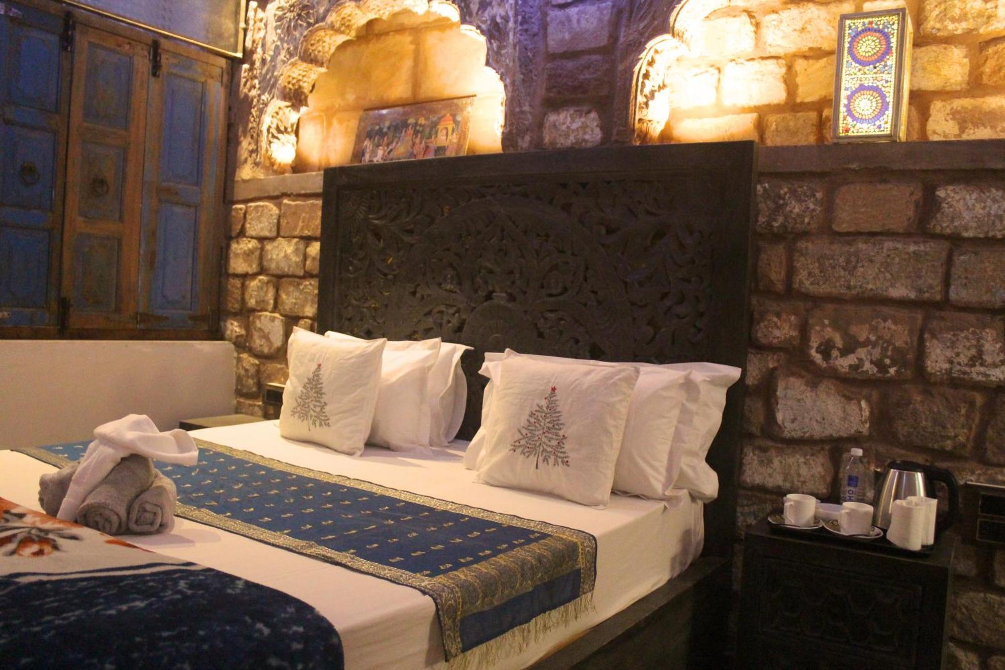 Castle View Haveli Hotel จ๊อดปูร์ ภายนอก รูปภาพ