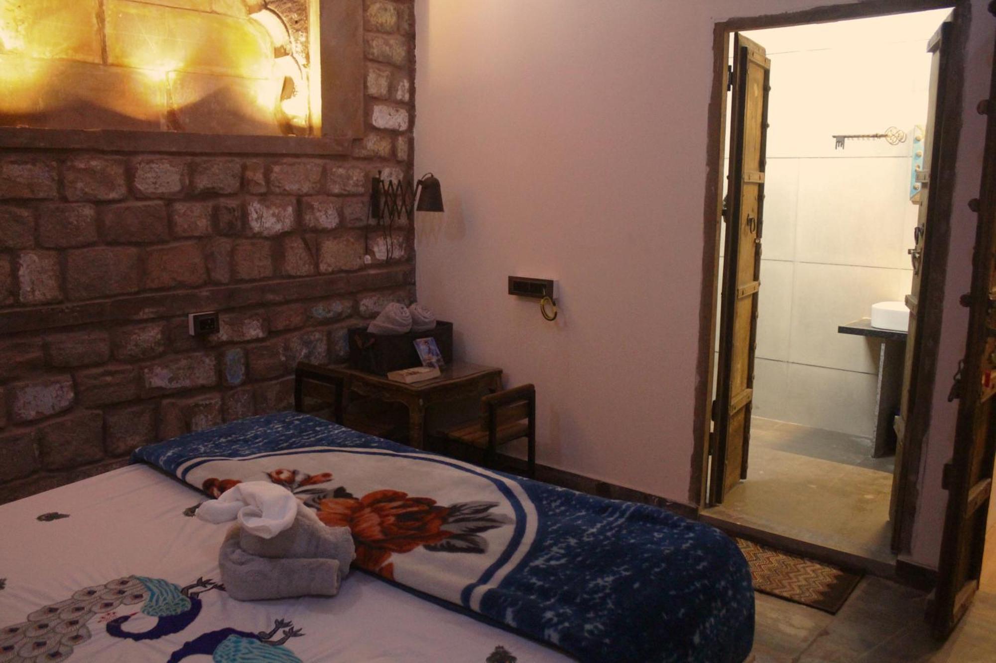 Castle View Haveli Hotel จ๊อดปูร์ ภายนอก รูปภาพ