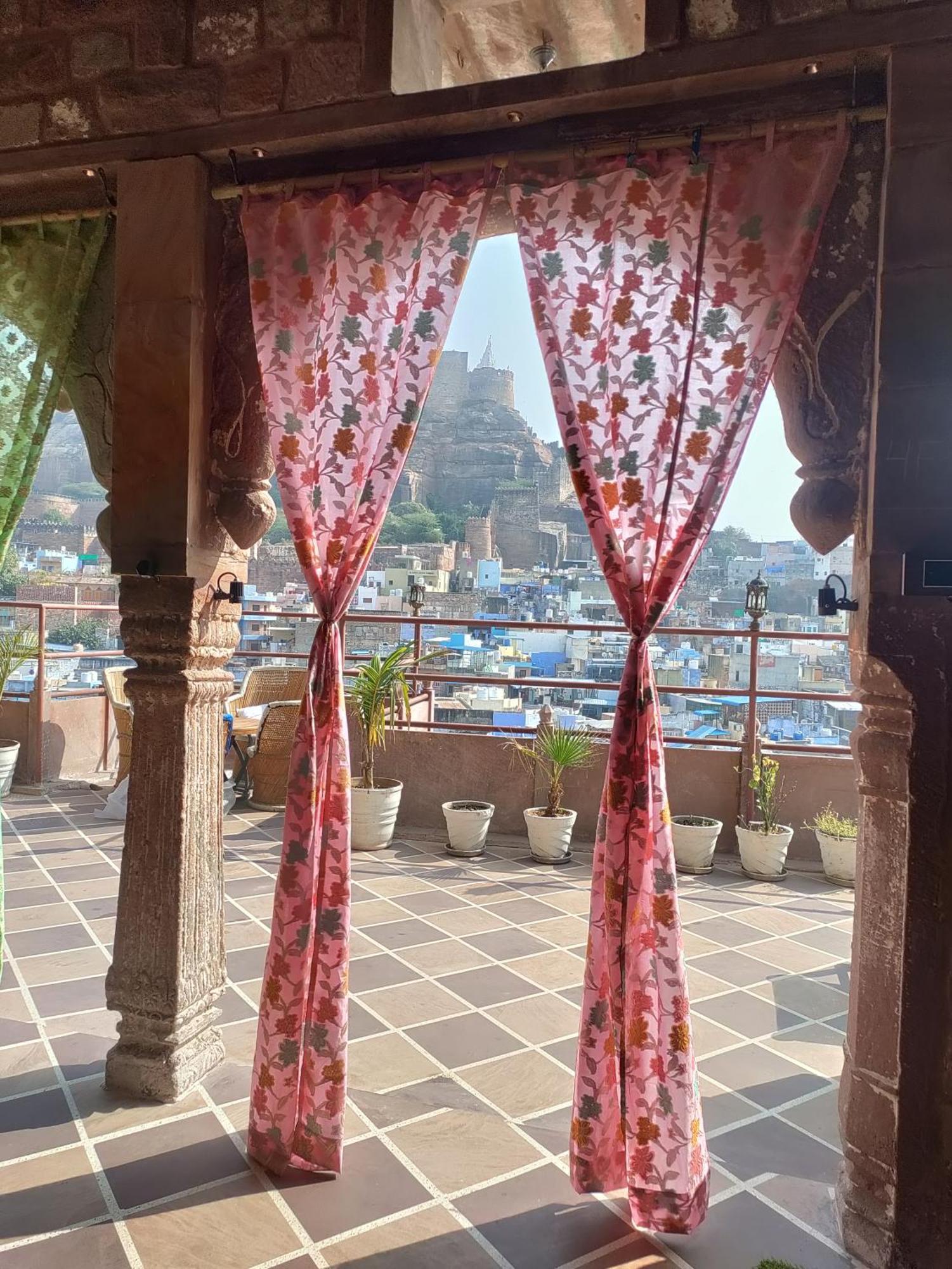 Castle View Haveli Hotel จ๊อดปูร์ ภายนอก รูปภาพ