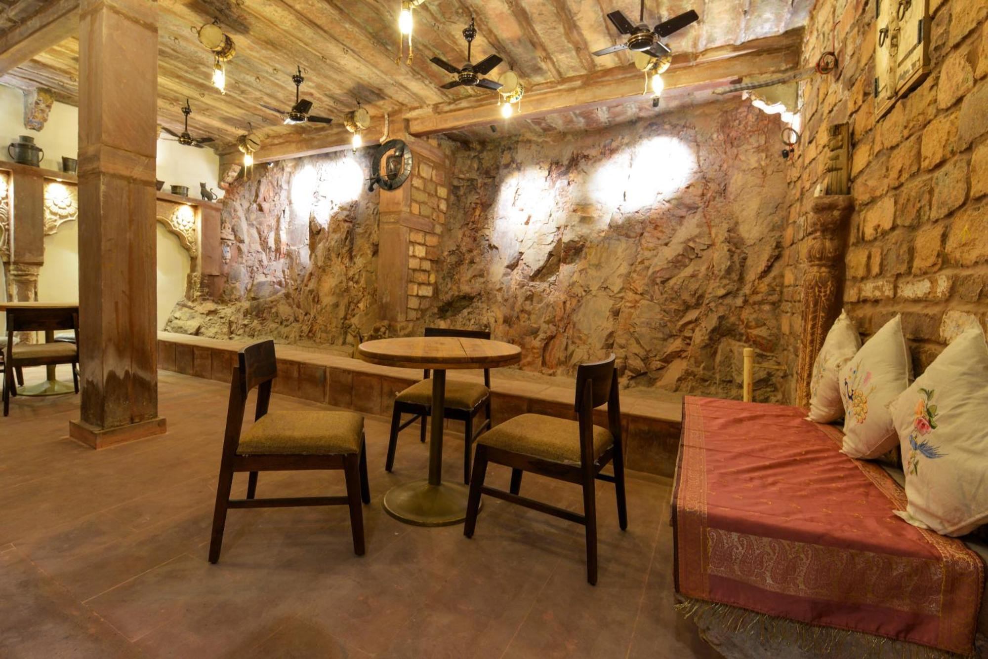 Castle View Haveli Hotel จ๊อดปูร์ ภายนอก รูปภาพ